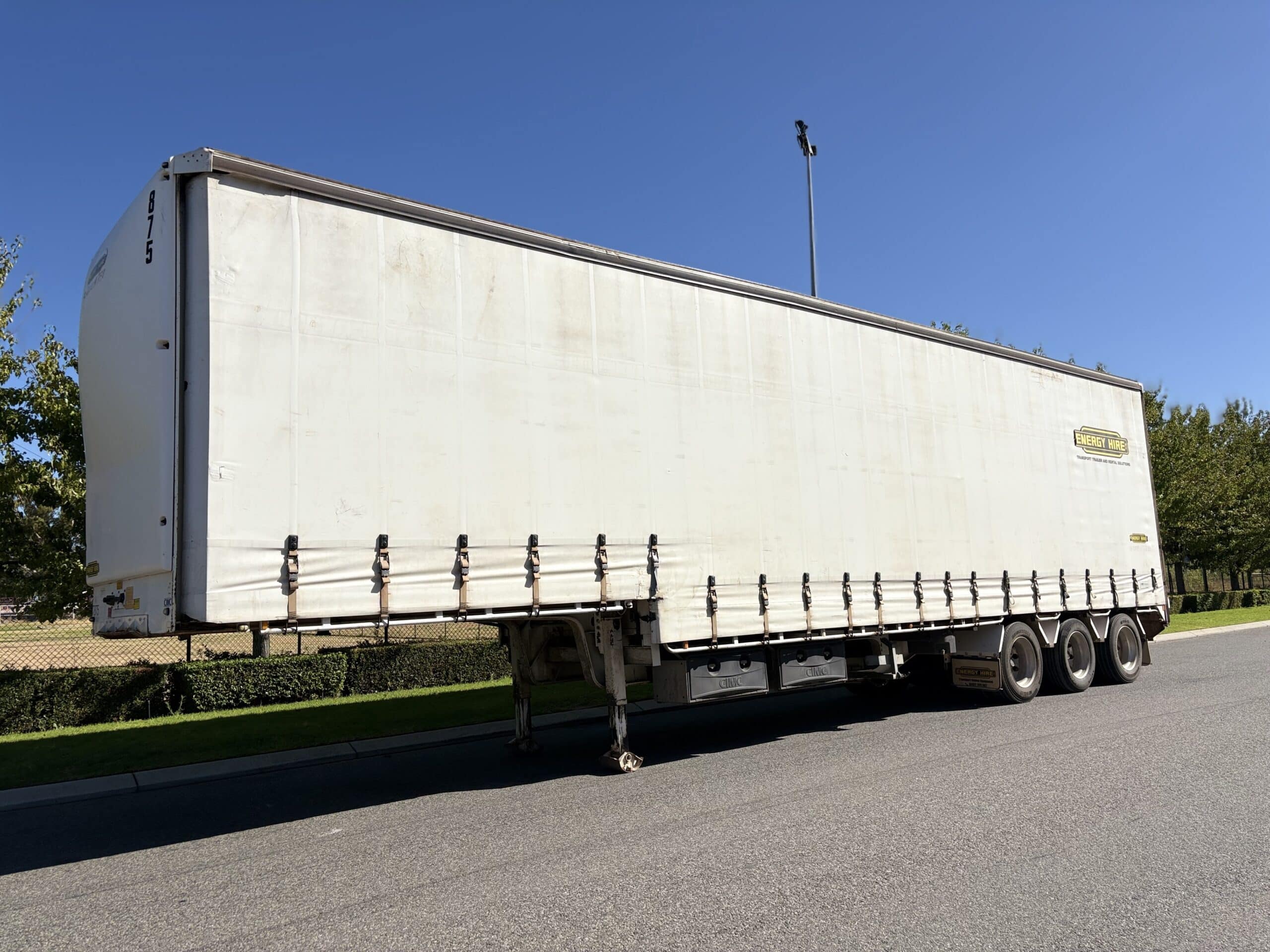 White Tri-Axle Tautliner